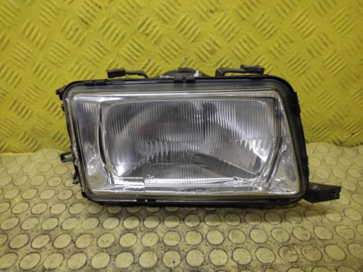 AUDI 80 B4 REFLEKTOR Licht rechts vorne