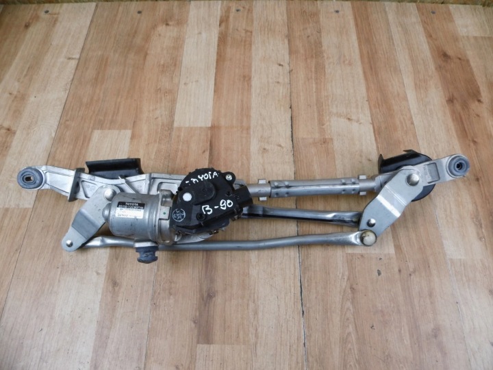 Toyota Corolla E21 2023-2026 motorek mechanismus stěračů přední předek