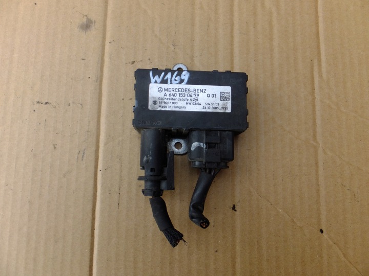 relay plugs mercedes w169 2,0 cdi A6401530479