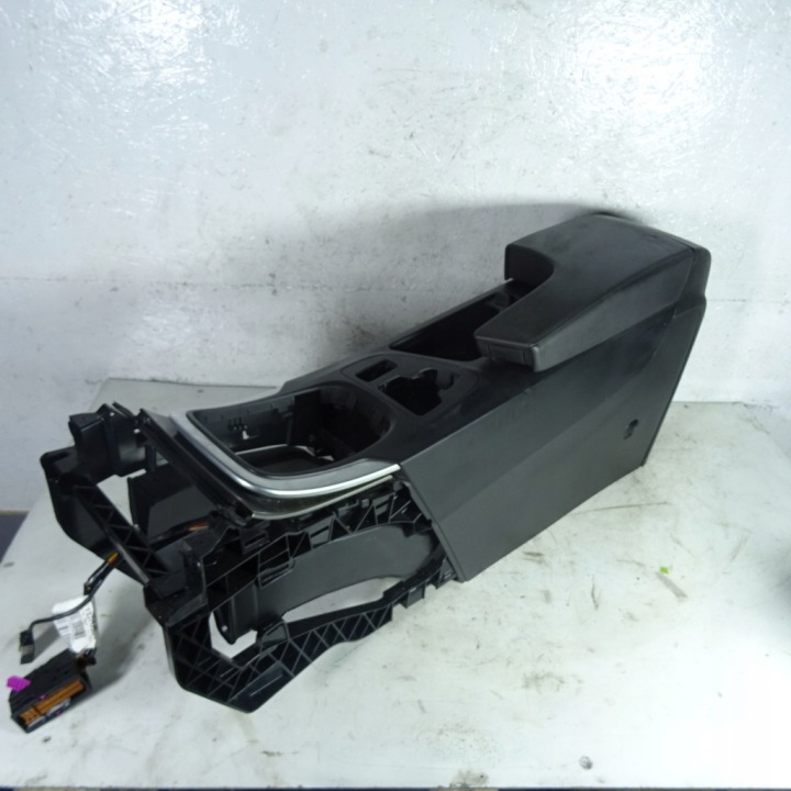 OPEL INSIGNIA A KOMBI TUNEL central