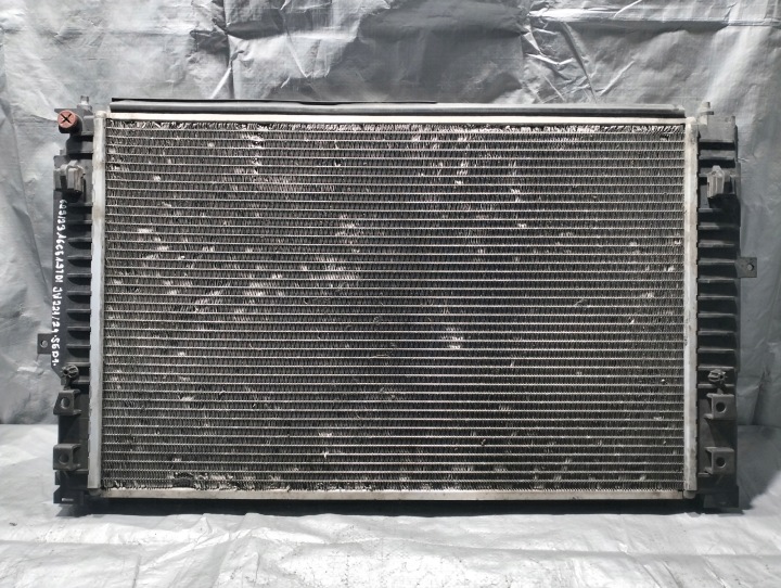 Radiatore motore usato AUDI A6 C5 1.8 1.8T 1.9TDI 97r