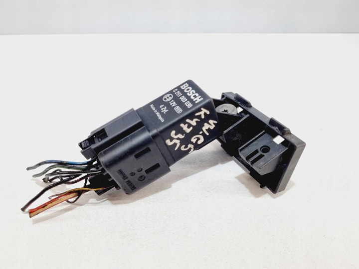 relay plugs zarowych Volkswagen Golf 5 2006 038907281D