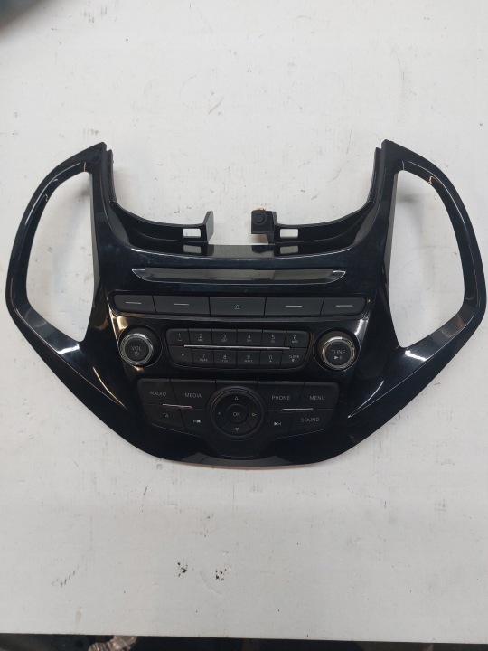 PANEL RADIA FORD KA positivo +
