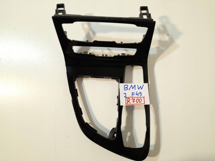 BMW 2 F45 RÁM Dekor tunelu srodkowego 5116F005921 (R700)