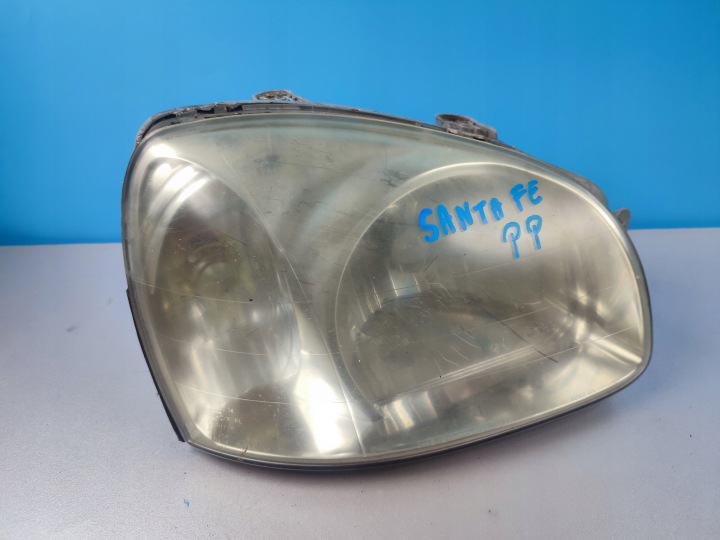 light right front HYUNDAI SANTA FE and 92102-26XXX