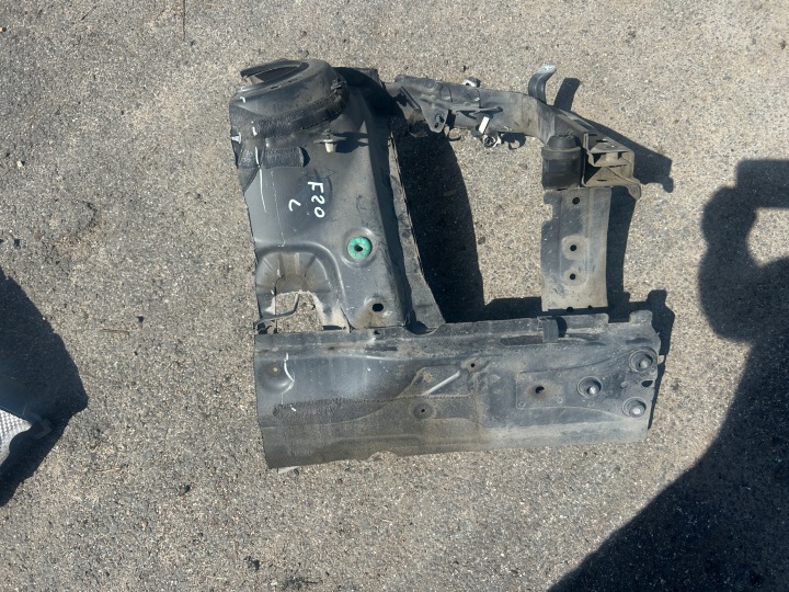 BMW F20 LONGHERONE Anteriore sinistra