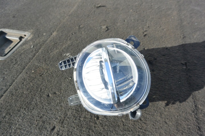 FEUX ANTIBROUILLARD DROITE LED AVANT BMW F30 F31 F32 F33 F36