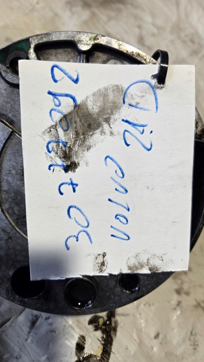 Volvo s80 xc70 xc90 s60 2.4 d5 oil pump 3063737