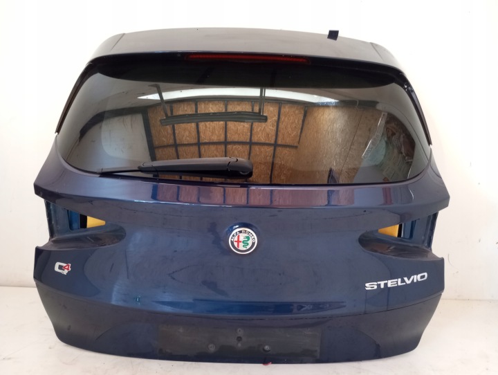 Malle / hayon coffre porte arrière ALFA ROMEO STELVIO Sous KAMERE 19R