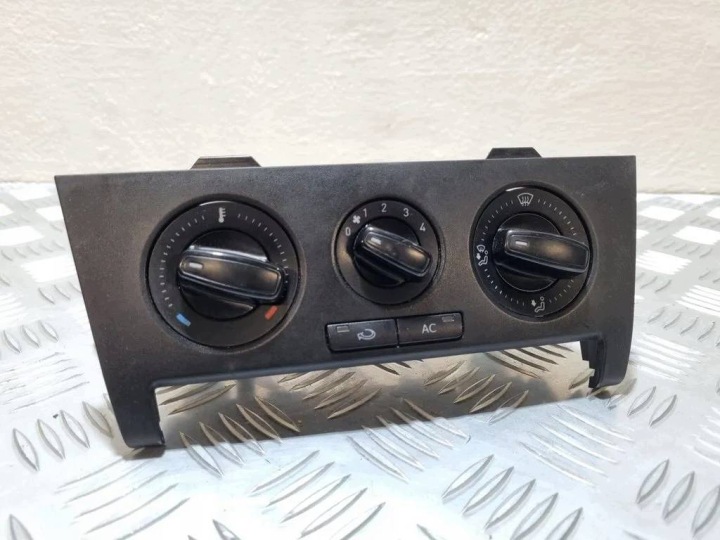 panel ovládání klimatizaci SEAT Toledo 4 KG 2013 6JA820045A