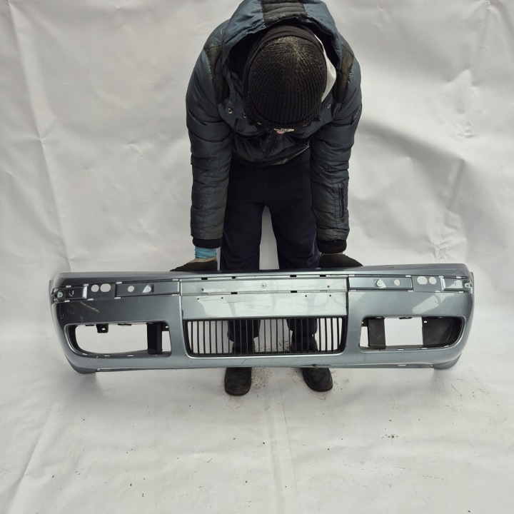 SKODA OCTAVIA e LIFT 00-04 Paraurti Anteriore Anteriore 1U0807221D
