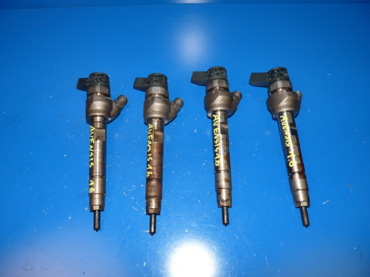 Toyota Avensis T27 T29 RAV4 AURIS MINI 1.6 D4D N47 triska paliva