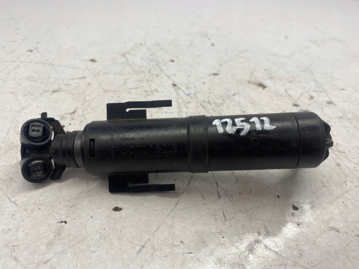 BMW X3 F25 Waschwasserdüse Leuchte links 7251640