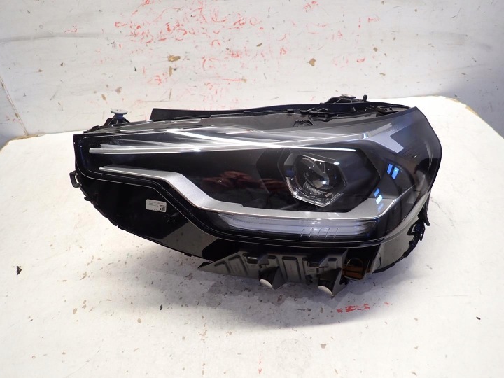 Licht vorne vorne links BMW 2 G42 2022- FULL LED 5A03E31