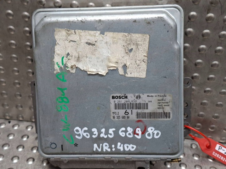 Unité de contrôle ECU Moteur 0261204839 9632568980 PEUGEOT 406 2.0 et