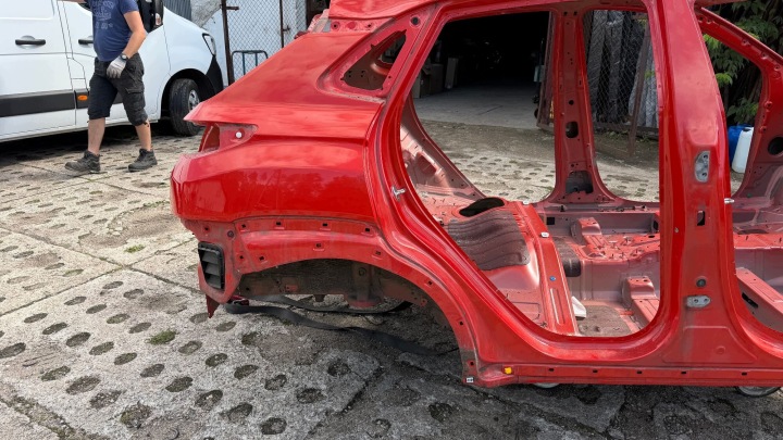 HYUNDAI KONA Kotflügel Radhaus Längsträger rechts rechts heck hinten TA9 17-23