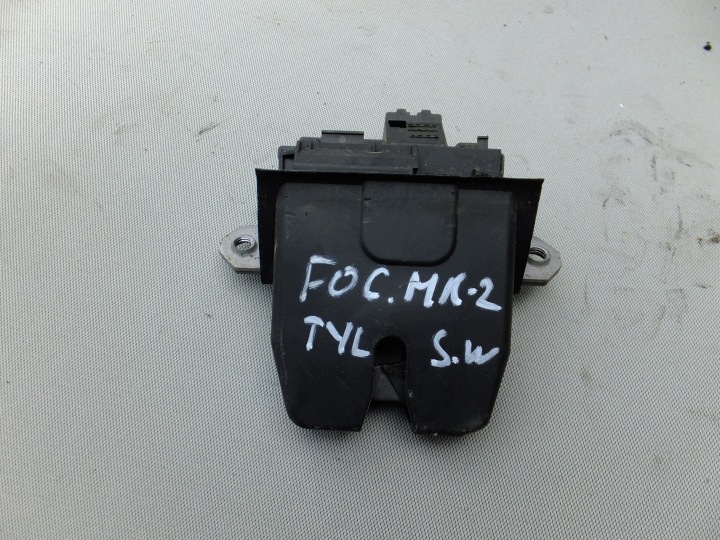 de la Serrure du capot Arrière ford focus mk2 lift kombi 2009r 8M51-R442A66-AB