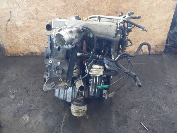motore a benzina AUDI A4 B6 AVJ 1.8 T