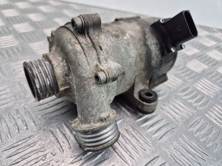 zusätzliche Wasserpumpe BMW 5 F10 F11 520i N20 7597715