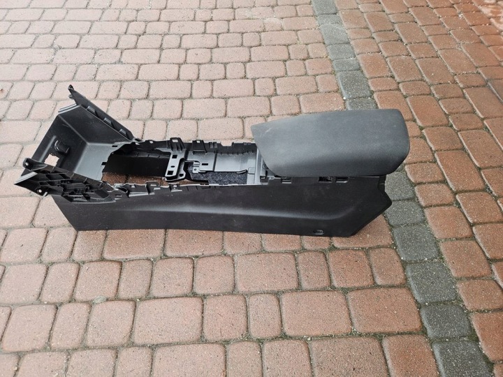Tunel střední Loketní opěrka welurowy EUROPA RENAULT MEGANE 4 IV