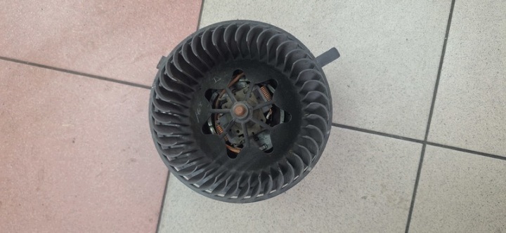 heating NAWUEWY VW GOLF V 1K18200150