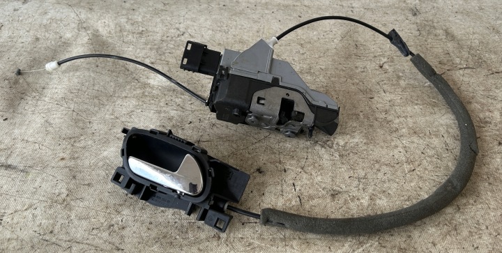 DE LA SERRURE PORTIÈRE DROITE POIGNÉE PEUGEOT 308 T7 CC 839093