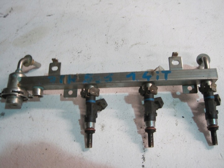 Rampa iniezione FIAT ABARTH 1,4IT 0280151300