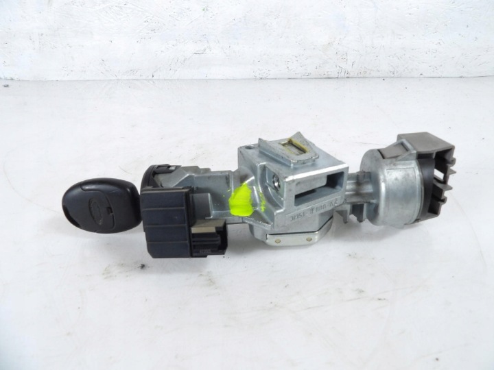 FORD FOCUS MK2 2.0TDCI Zündschloss 3M51-3F880-AC