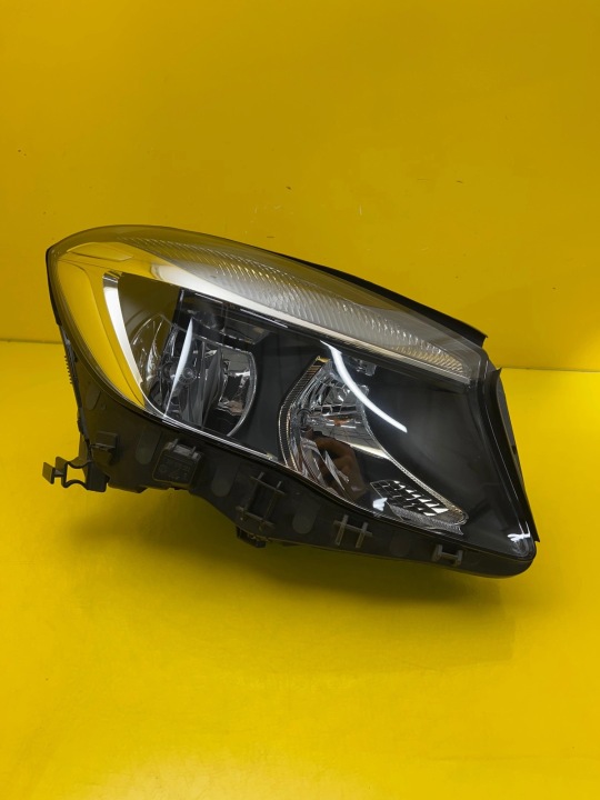 Licht rechts Mercedes GLA X156 W156 Zwykla H7 A1569061200