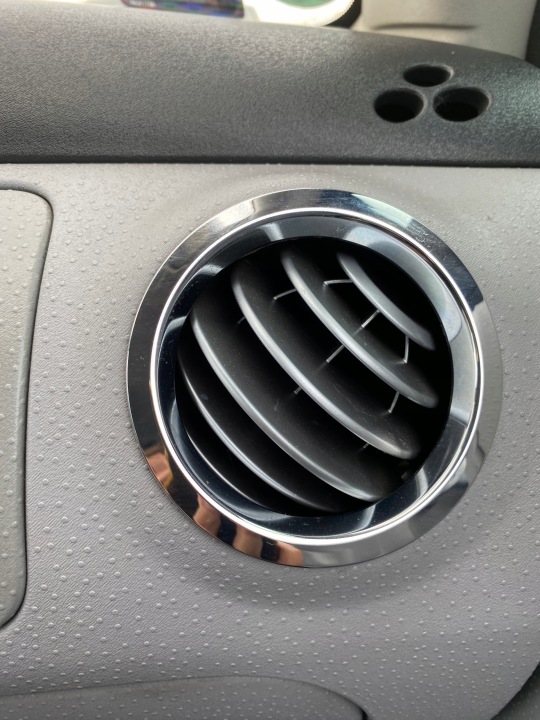 grid air conditioning devices air right of the passenger Citroen C3 Plurier 03-09