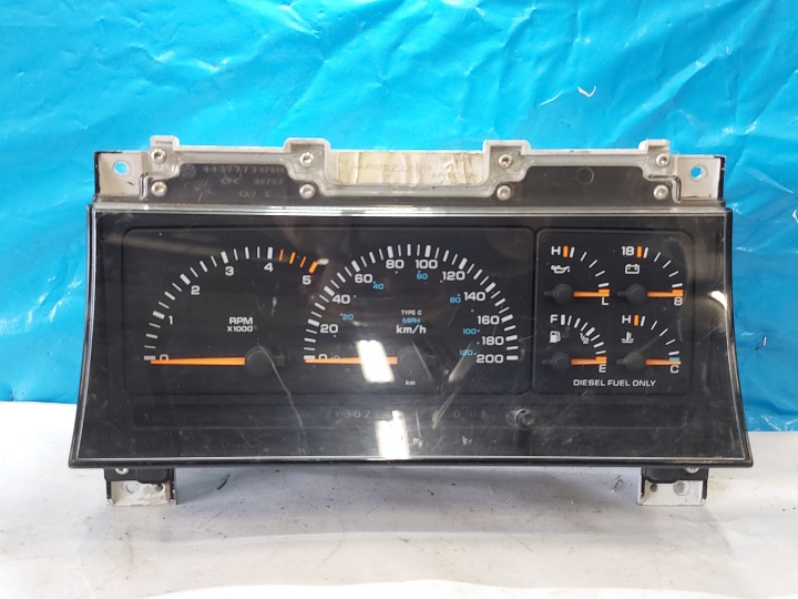 Kombiinstrument Kombiinstrument CHRYSLER VOYAGER und 3.0 B 4437782