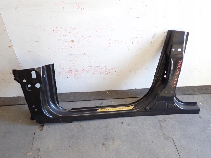 Jupe Gauche Côté Garniture moulure montant FORD FOCUS MK3 2011- BM51-A27847-AJ