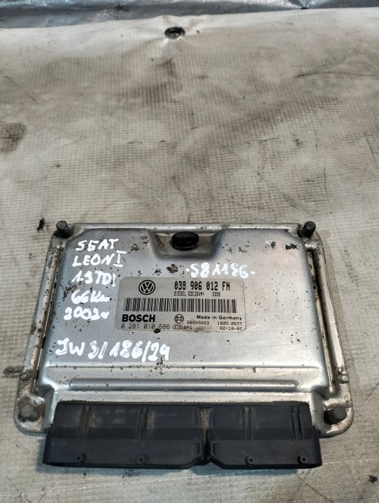 Bedienteil DES MOTORS BOSCH SEAT LEON und 2002r 1.6TDI 038906012FN 0281010686