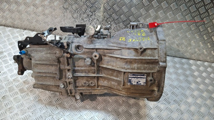 Getriebe 320107048R 1323075016 6S420V RENAULT MASTER III 2.3 DCI RWD