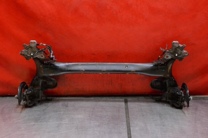 PONTE POSTERIORE posteriore posteriore RINFORZO PARAURTI RENAULT TALISMAN 1 e 1.6 TCe 150 KM KOMBI 12-20