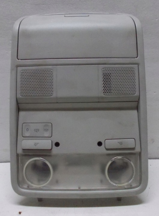 VW PASSAT B6 KOMBI 1.9 TDI 07R light OSWIETLENIE cabs 3C0867489B