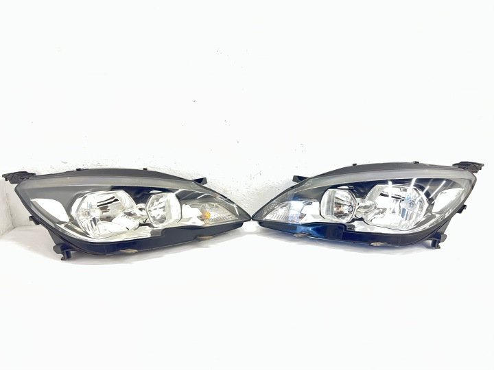 PEUGEOT 308 II T9 FANALE FARO Anteriore sinistra + Destro 96775230 6775229 EUROPA IGLY