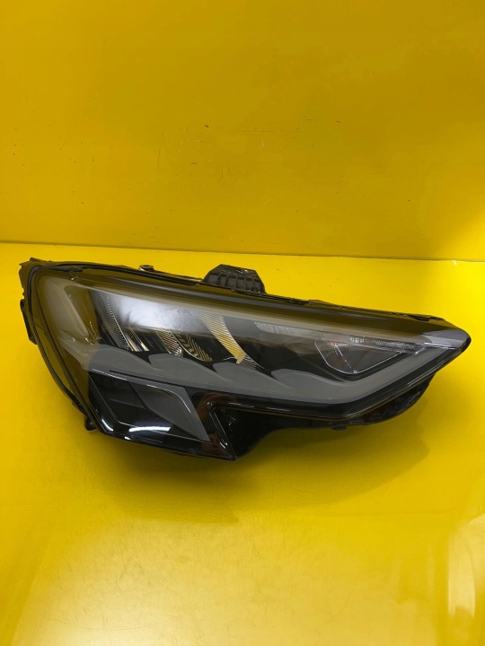 Licht rechts Audi A3 8Y Full Led 8Y0941012