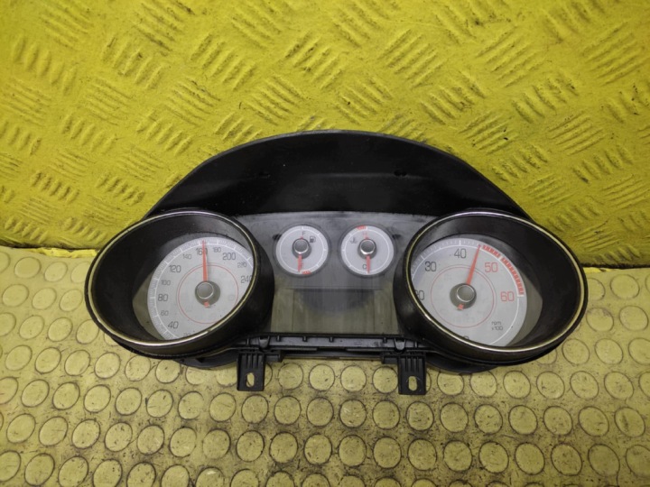 FIAT BRAVO II 1.9 CDTI dials 51774250