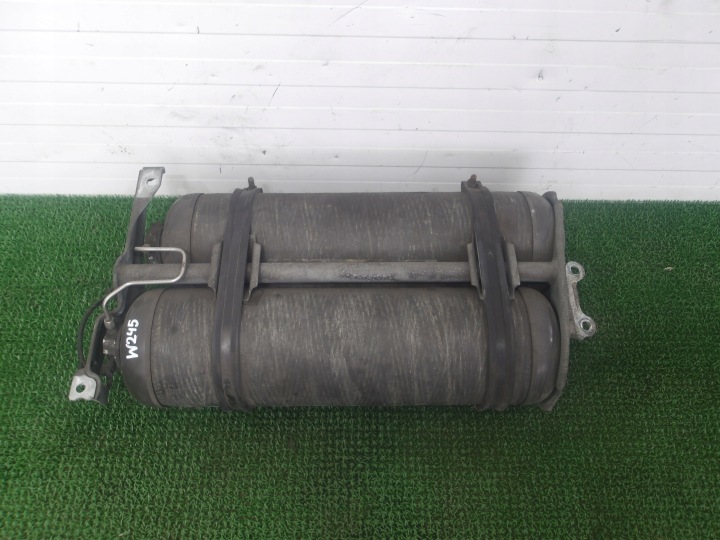 MERCEDES B-KLASA W245 2.0 CNG tank BUTLE CNG GAZ ZIEMNY KPL 2szt. OE