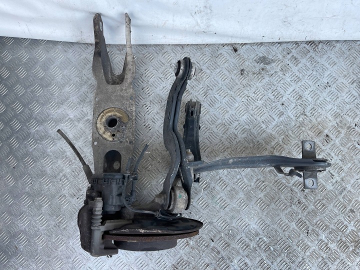 sususpension rear part rear. right Mercedes-Benz B-KLASSA W246 246