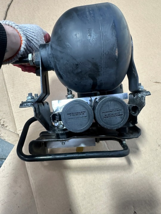 ABC block front, front, valve, suspension Mercedes SL R230, 55, W230 8