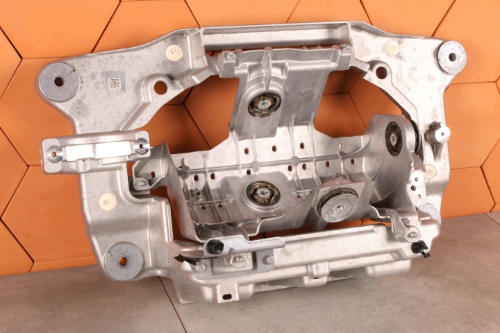 BMW i4 G26 console bracket holder KOMPRESORA of the air conditioning 5A075D6 1516km