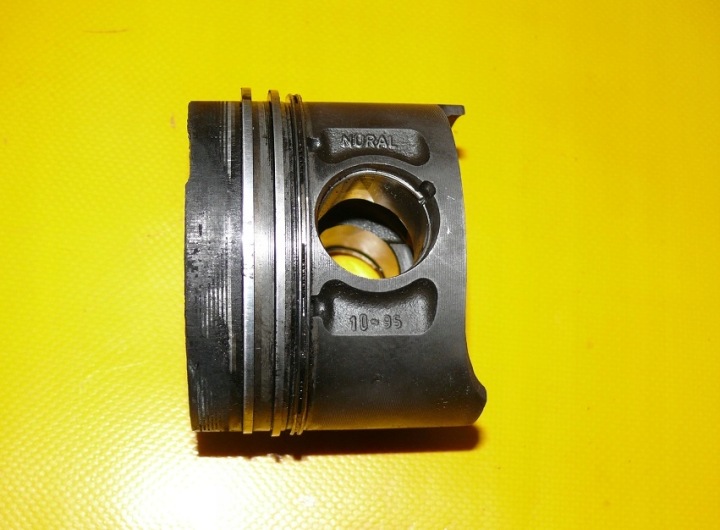 piston MERCEDES S-KLASA W140 3.5 TD 150KM