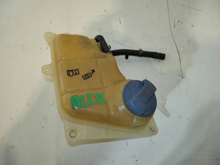 Ausdehnungsbehälter VW AUDI SKODA 8D0121403J