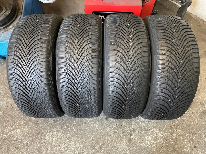 4 tyres winter 225/55R17 97H Michelin Alpin 5 7mm