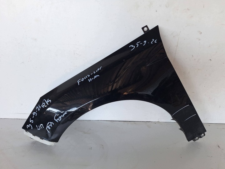 FORD FOCUS MK3 LIFT 14-18 blatník ľavý