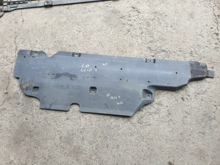 copertura GREMBIALINA sotto PODLOGE RENAULT CLIO 4 IV 2013- 748157368R