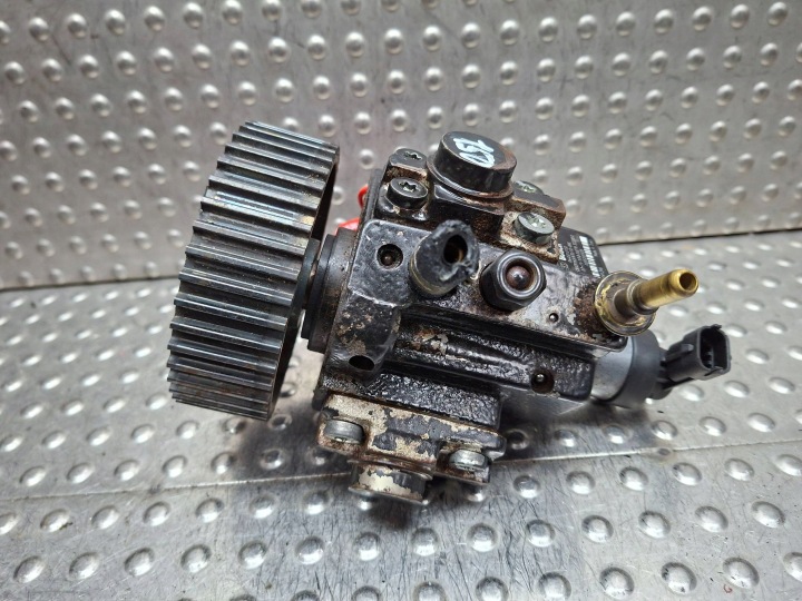 Pompe d’injection BOSCH 0445010150 OPEL ASTRA H ZAFIRA B 1.9 CDTI 2005