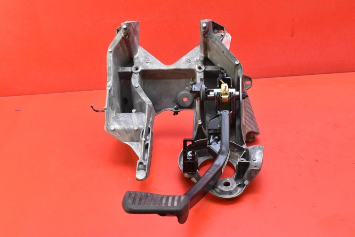 PEDAL pedale brzda AUTOMAT P31489735 VOLVO S90 2 II 2.0 D4 190 KM 16-20
